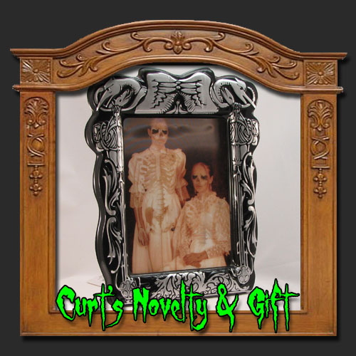 LENTICULAR HALLOWEEN PORTRAIT SISTERS TO SKELETONS SLV  